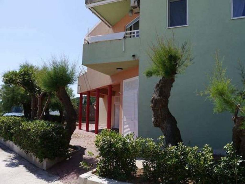 Apartment Iva Klek Exterior photo